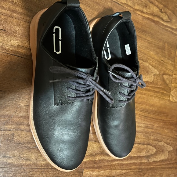 Ponto men leather shoes size 10.5 main image 2